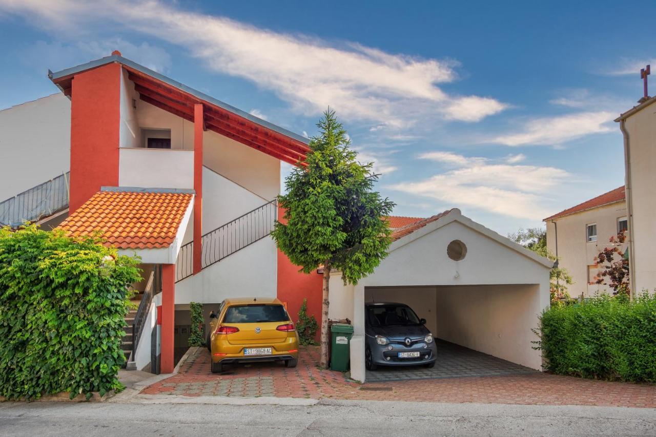 Sunny Apartments Стобрек Экстерьер фото
