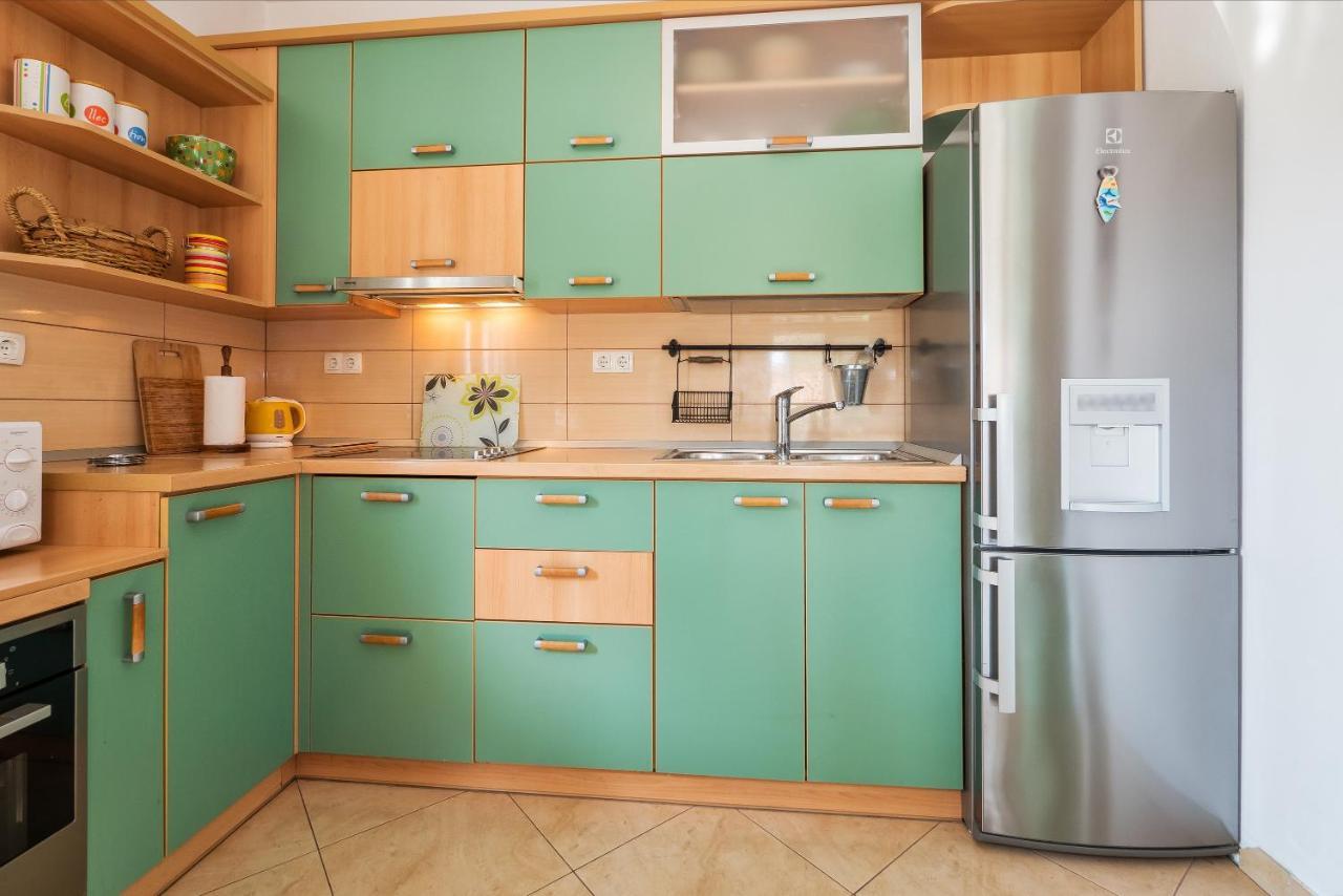 Sunny Apartments Стобрек Экстерьер фото