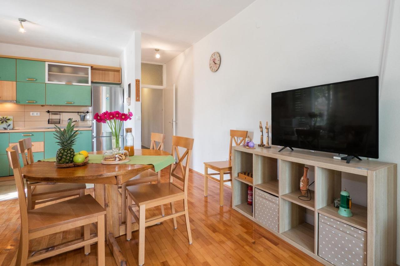 Sunny Apartments Стобрек Экстерьер фото